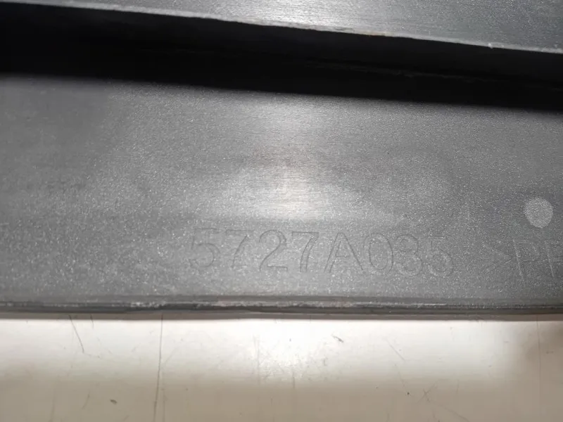 Modanatura Adesiva Porta ANT SX 5727A035 Mitsubishi Pajero IV 2007