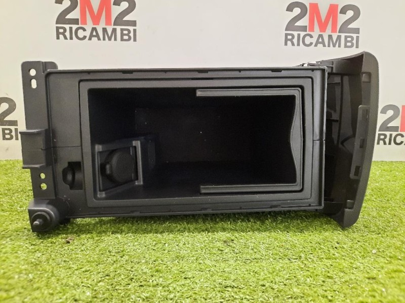 Modanatura Adesiva Porta ANT SX 98116717XT Peugeot 3008 II 2016