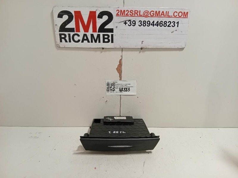 VANO Portaoggetti Cruscotto INF A1716800552 Mercedes Classe SLK R171 2008