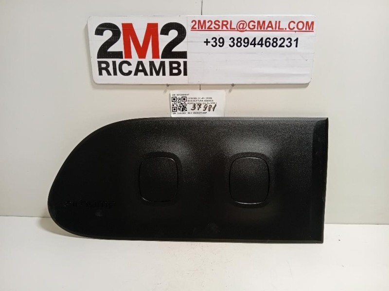Modanatura Adesiva Porta POST DX 98130940XT Citroen C3 III 2020