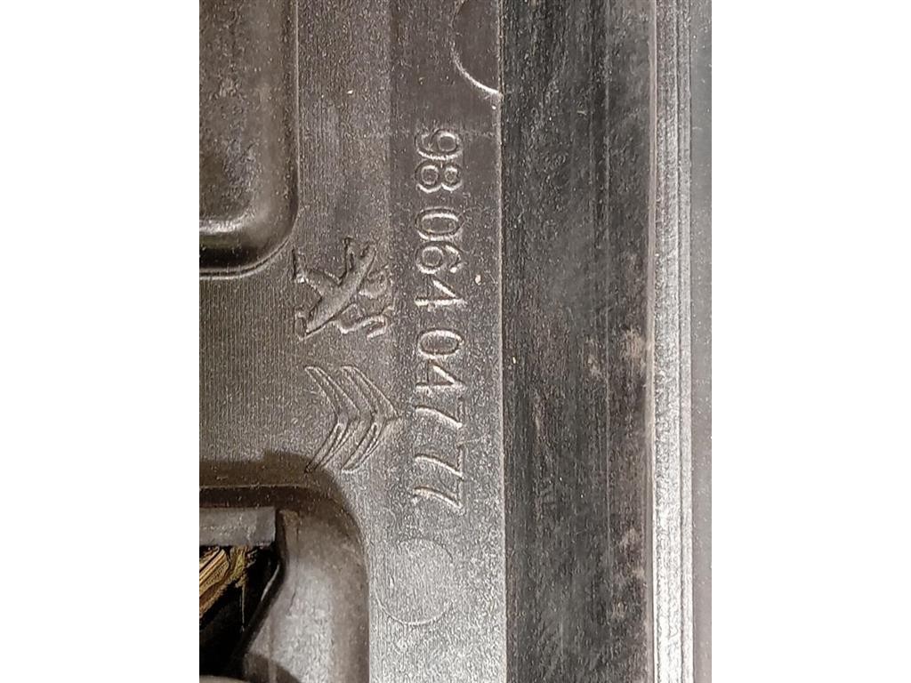 Modanatura Adesiva Porta POST DX 9806404777 Peugeot 2008 I 2016