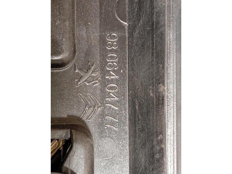 Modanatura Adesiva Porta POST DX 9806404777 Peugeot 2008 I 2016