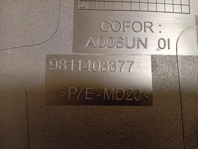 Modanatura Adesiva Porta POST DX 9811404377 Peugeot 3008 II 2016
