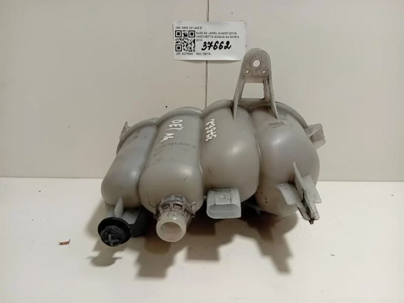 Vaschetta Acqua 8W0121405E Audi A4 8W5 Avant 2015