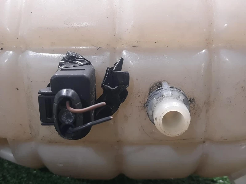 Vaschetta Acqua 17137609468 Bmw Serie 1 F20 Berlina 2012