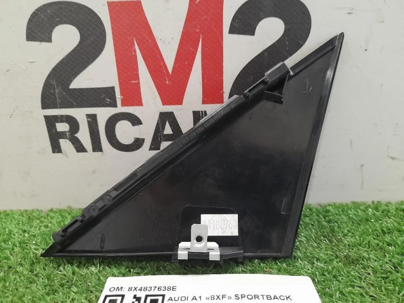 Modanatura Adesiva Retrovisore Esterno DX 8X4837638E Audi A1 8XF Sportback 2015