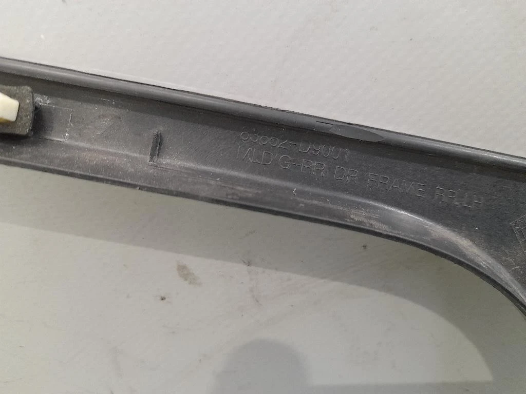 Modanatura Cristallo LATO POST DX 83852D9001 Kia Sportage IV 2016