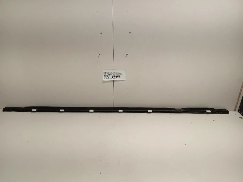 Modanatura Cristallo Deflettore SX Opel Mokka 2013