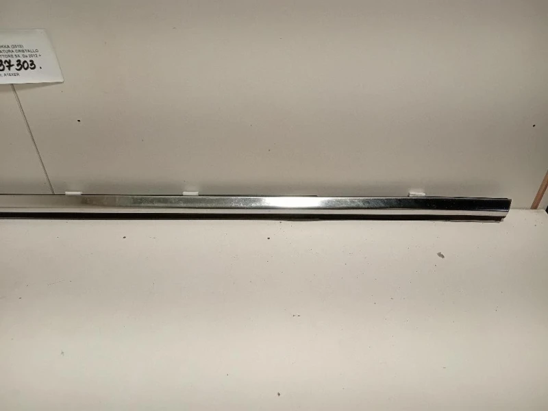 Modanatura Cristallo Deflettore SX Opel Mokka 2013