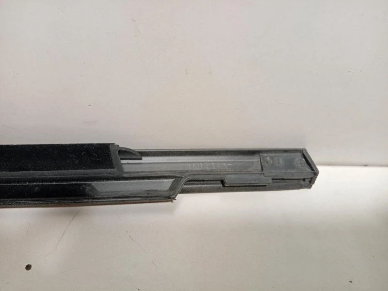 Modanatura Estraschiavetro Porta POST SX YQ00168180 Citroen C3 Aircross 2017