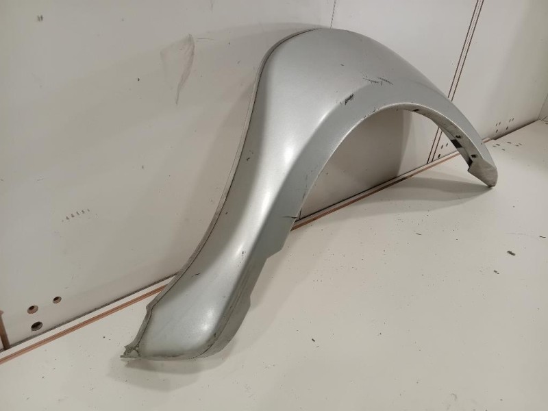 Modanatura Paracolpi Parafango ANT DX MODANATURA PARACOLPI PARAFANGO ANT DX Nissan Navara 2005