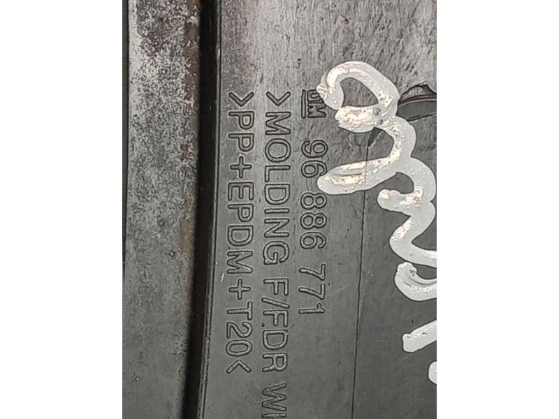 Modanatura Paracolpi Parafango ANT SX 96886771 Chevrolet Orlando 2011