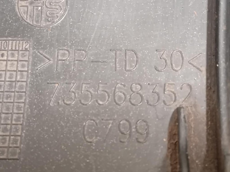 Modanatura Paracolpi Parafango ANT SX 735568352 Fiat 500L 2013