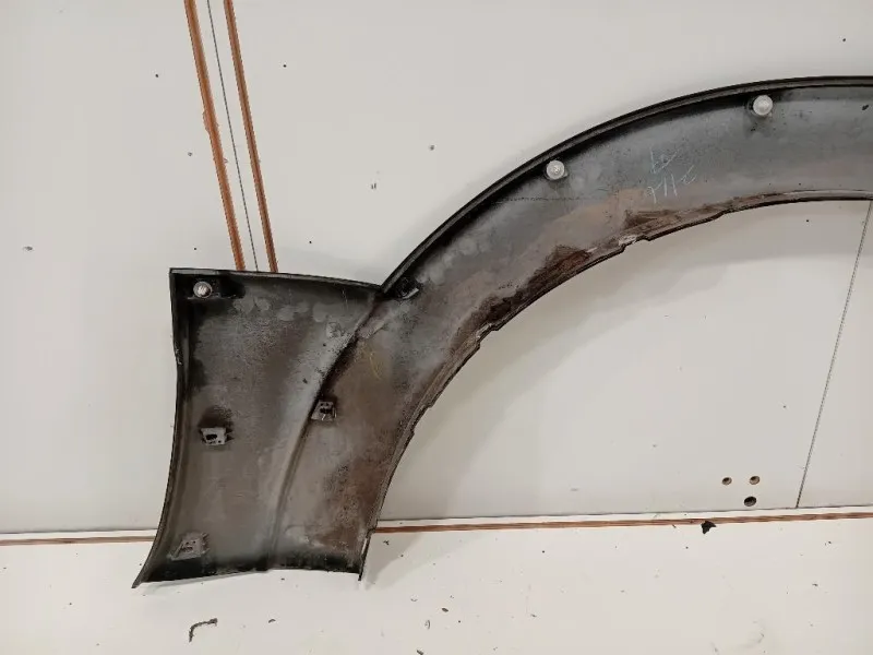 Modanatura Paracolpi Parafango ANT SX MODANATURA PARACOLPI PARAFANGO ANT SX Mitsubishi Pajero IV 2007