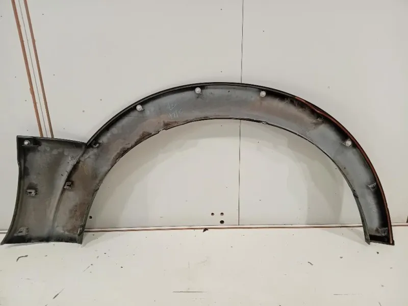 Modanatura Paracolpi Parafango ANT SX MODANATURA PARACOLPI PARAFANGO ANT SX Mitsubishi Pajero IV 2007