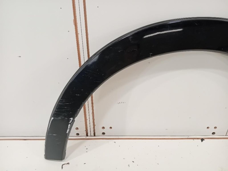 Modanatura Paracolpi Parafango ANT SX MODANATURA PARACOLPI PARAFANGO ANT SX Mitsubishi Pajero IV 2007