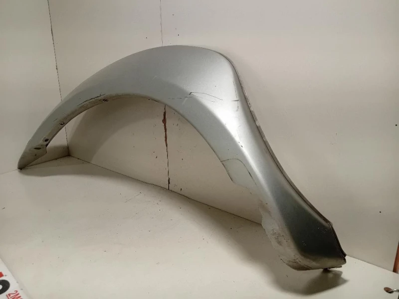 Modanatura Paracolpi Parafango ANT SX MODANATURA PARACOLPI PARAFANGO ANT SX Nissan Navara 2005