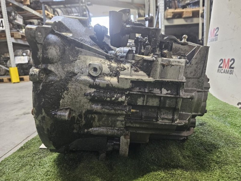 Cambio 3S7R-7F096-D Ford Focus III 2008