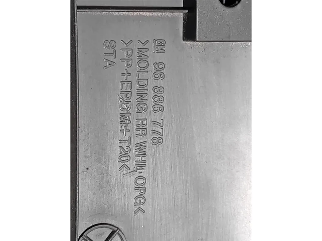 Modanatura Paracolpi Parafango POST DX 96886778 Chevrolet Orlando 2011