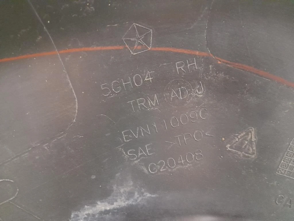 Modanatura Paracolpi Parafango POST DX 5GH04TRM Jeep Cherokee III 2002