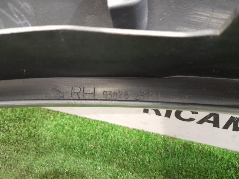 Modanatura Paracolpi Parafango POST DX 938282S710 Nissan Navara 2005