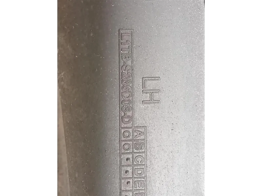 Modanatura Paracolpi Parafango POST SX MODANATURA PARACOLPI PARAFANGO POST SX Ford PUMA II 2024