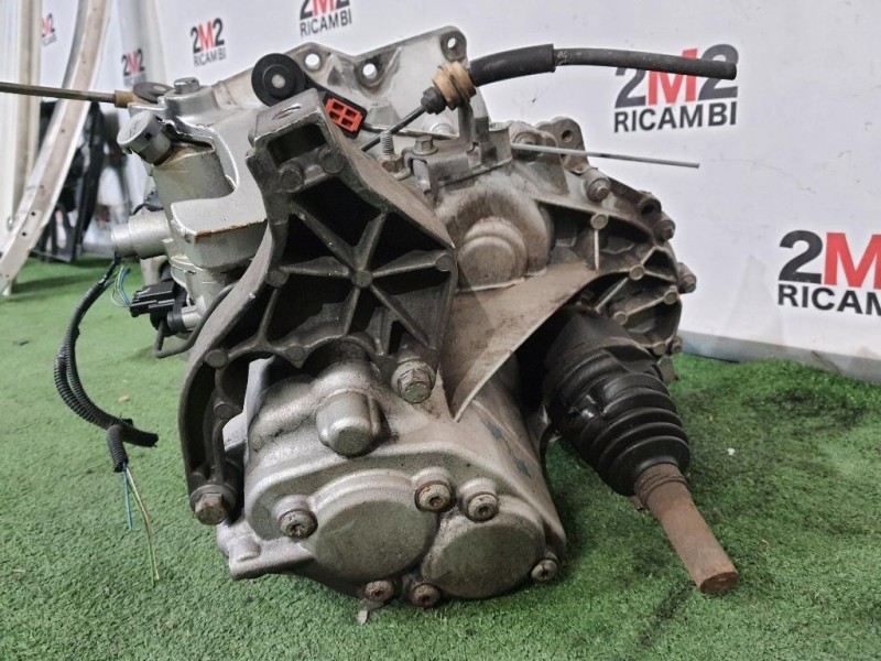 Cambio M1DA AV6R-7F096-GG Ford Focus IV 2011