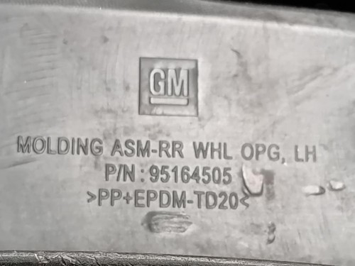 Modanatura Paracolpi Parafango POST SX 95164505 Opel Mokka 2013