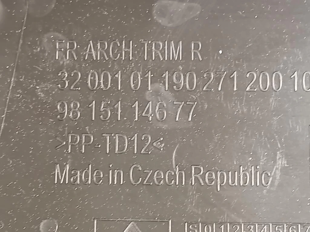 Modanatura Paracolpi Passaruota ANT DX 9815114677 Citroen C3 III 2020