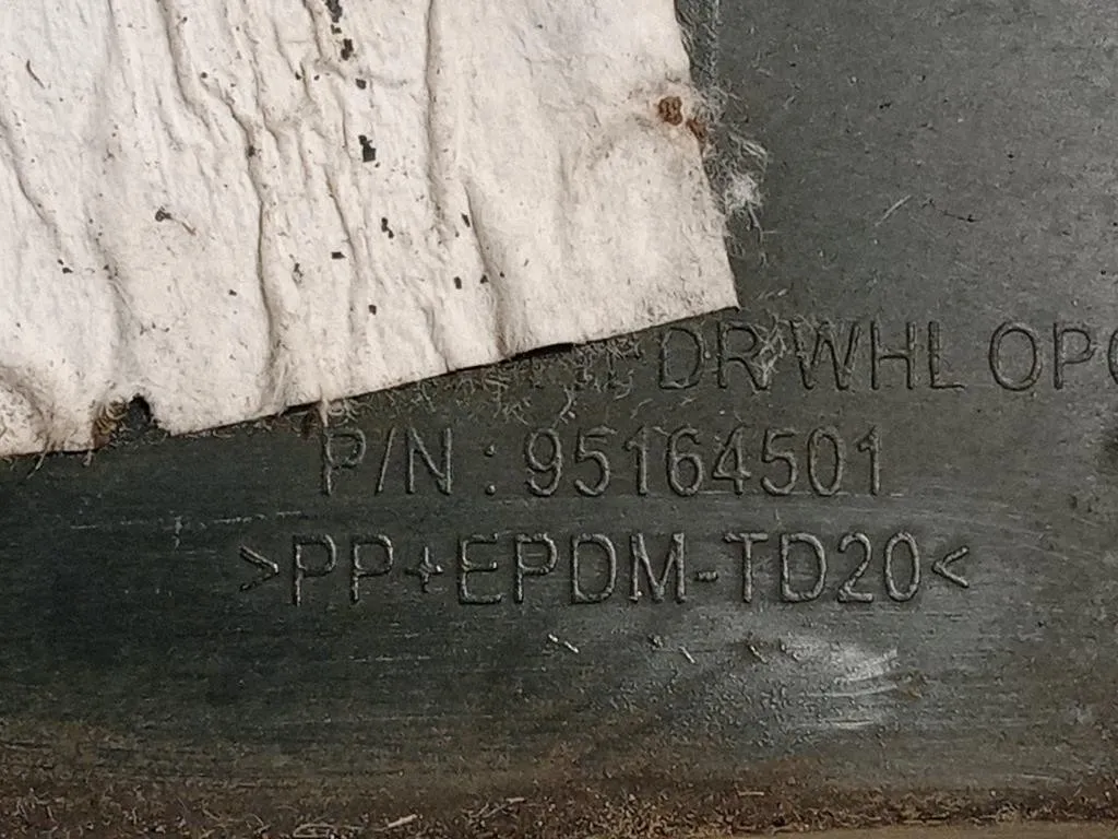 Modanatura Paracolpi Passaruota ANT SX 95164501 Opel Mokka 2013