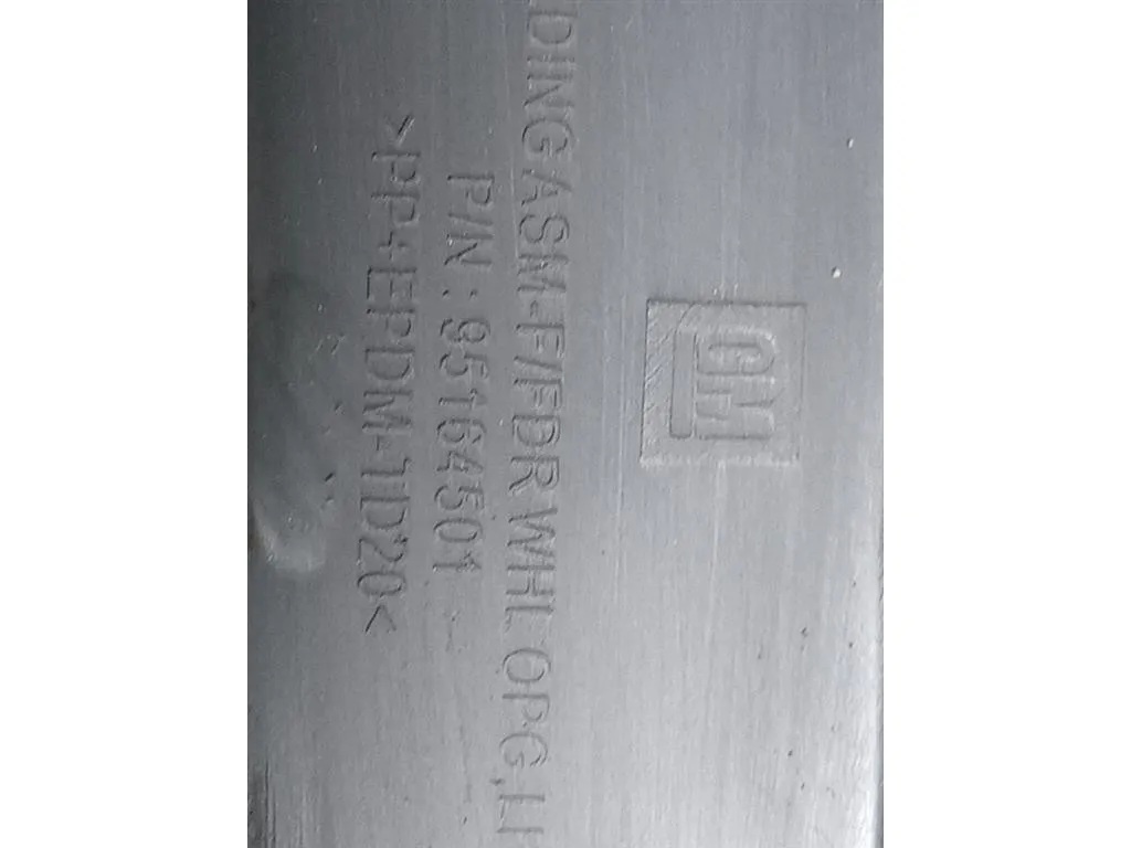 Modanatura Paracolpi Passaruota ANT SX 95164501 Opel Mokka 2013