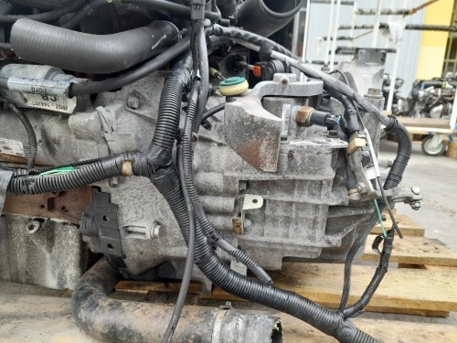 Cambio UKDA AV4R7002AA Ford KUGA I 2008