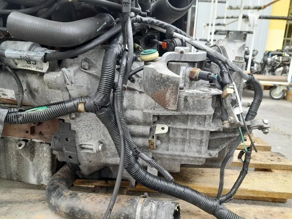 Cambio UKDA AV4R7002AA Ford KUGA I 2008