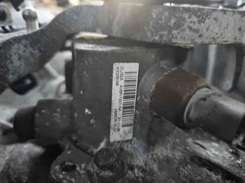 Cambio UKDA AV4R7002AA Ford KUGA I 2008