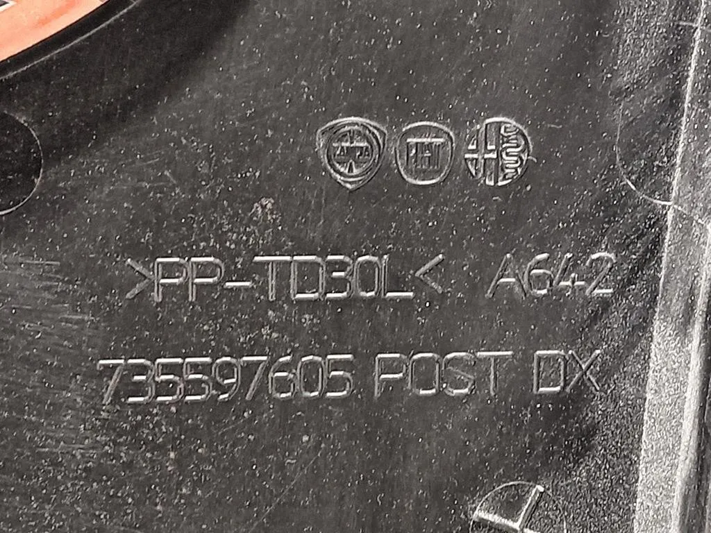 Modanatura Paracolpi Passaruota POST DX 735597605 Fiat Panda II 2009