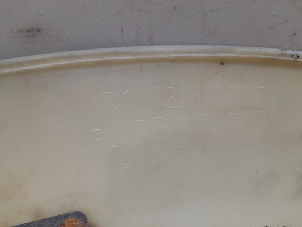 Modanatura Paracolpi Passaruota POST DX MR109306 Mitsubishi L200 II 1997