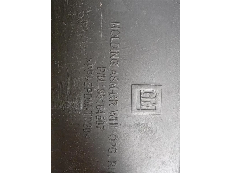 Modanatura Paracolpi Passaruota POST DX 95164507 Opel Mokka 2013