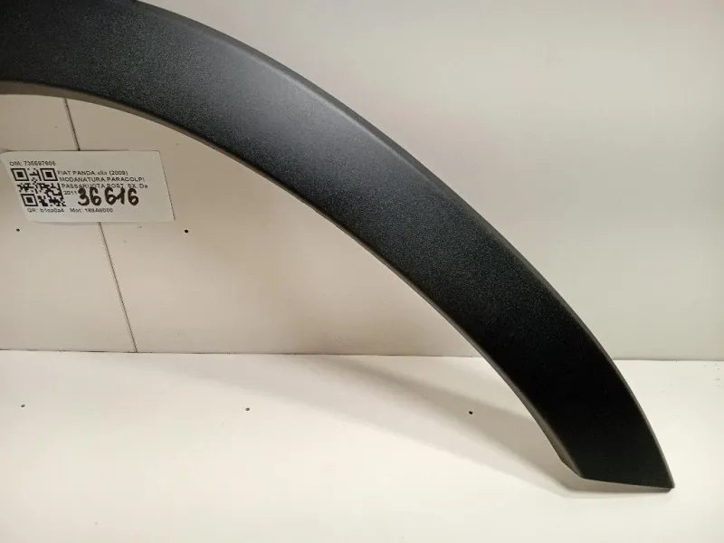 Modanatura Paracolpi Passaruota POST SX 735597606 Fiat Panda II 2009