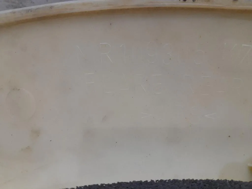 Modanatura Paracolpi Passaruota POST SX MR109305 Mitsubishi L200 II 1997