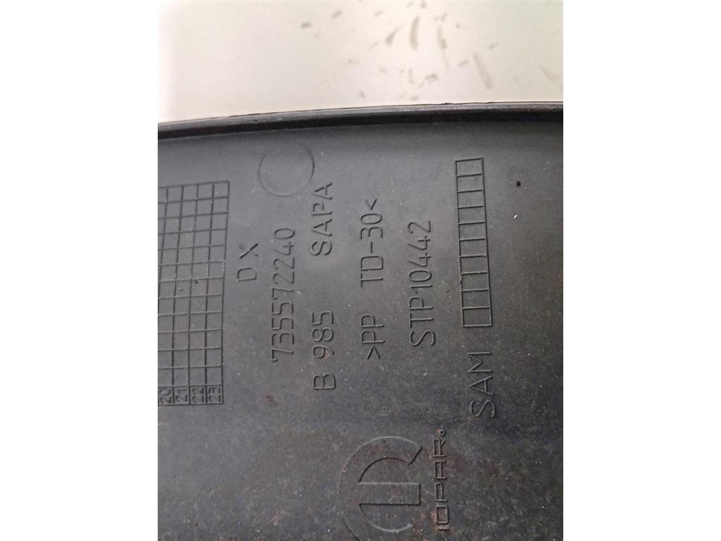 Modanatura Parafango SUP POST DX 735572240 Fiat 500X 2015