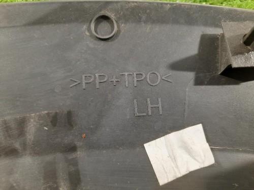 Modanatura Parasassi POST SX L1TB-S286D03-C Ford PUMA II 2019