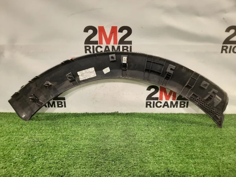 Modanatura Parasassi POST SX L1TB-S286D03-C Ford PUMA II 2019