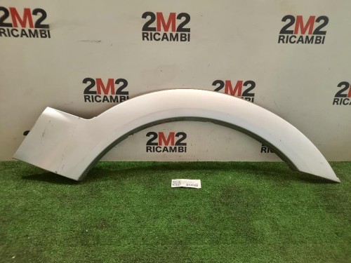 Modanatura Parasassi POST SX MR478745 Mitsubishi Pajero III 2000