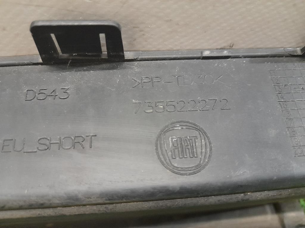Modanatura Paraurti Centrale POST 735522272 Fiat 500L 2013