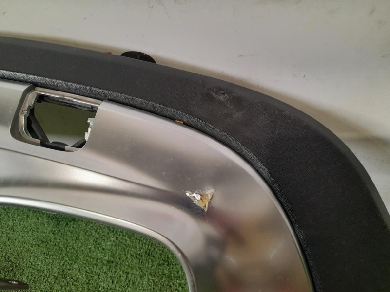 Modanatura Paraurti Centrale POST A1568850925 Mercedes Classe GLA X156 2017