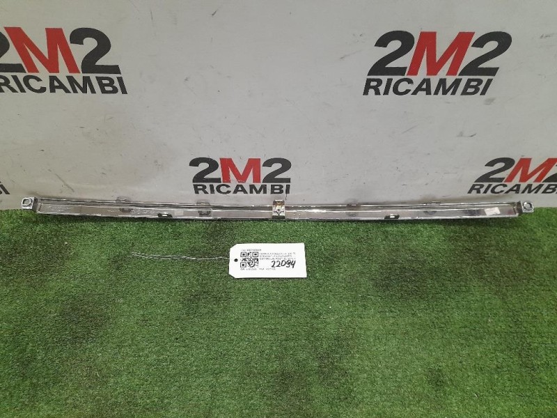 Modanatura Paraurti Centrale POST 850703090R Renault Koleos II 2017