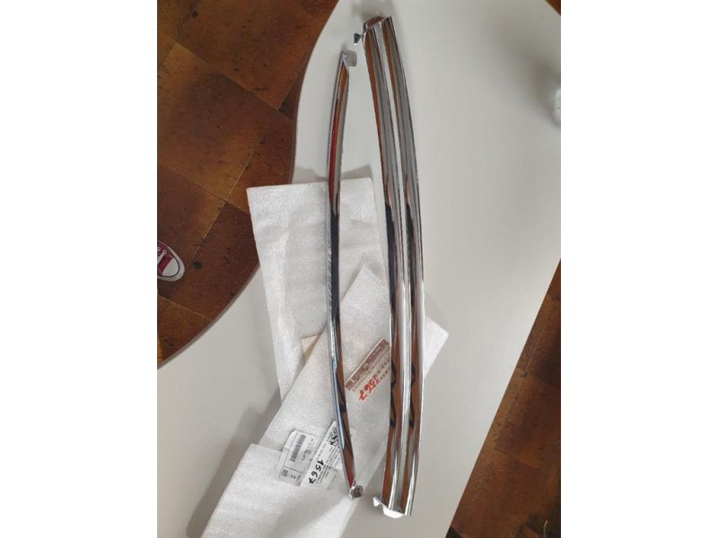 Modanatura Paraurti INF ANT 51117127936 Mini MINI Cooper R52 Cabrio 2001