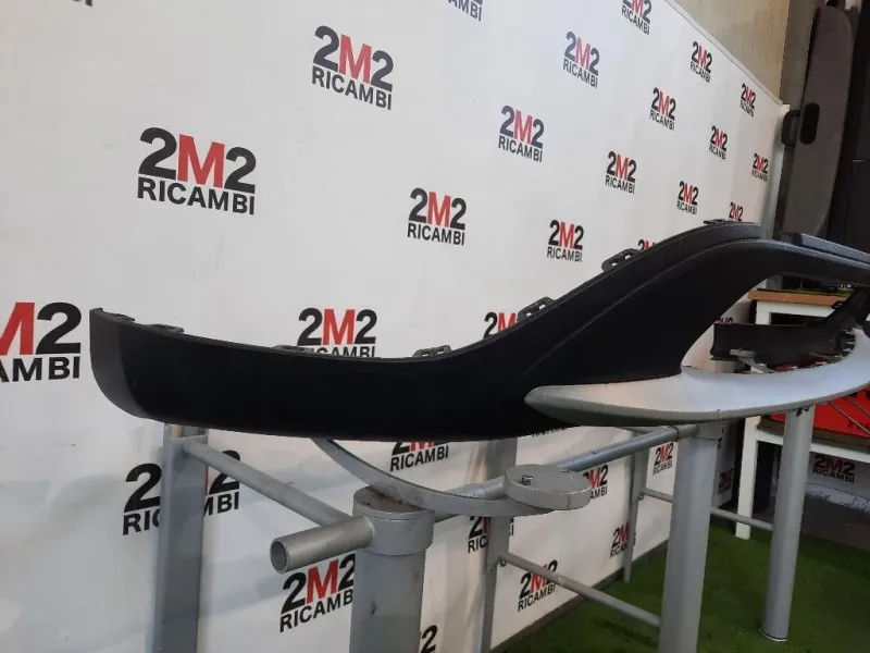 Modanatura Paraurti INF ANT 98108804VV Peugeot 5008 II 2017