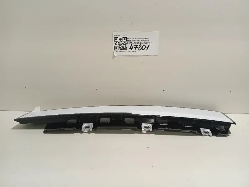 Modanatura Porta POST DX 9673287177 Peugeot 208 I 2015