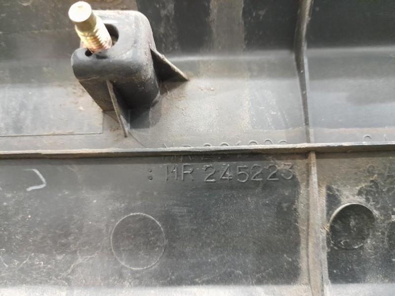 Modanatura Portello POST MR245223 Mitsubishi Pajero Sport 1998